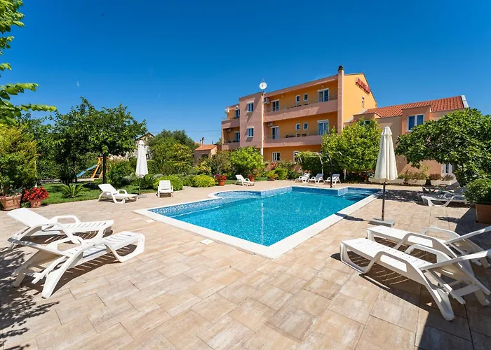 Bonex-3 By Interhome